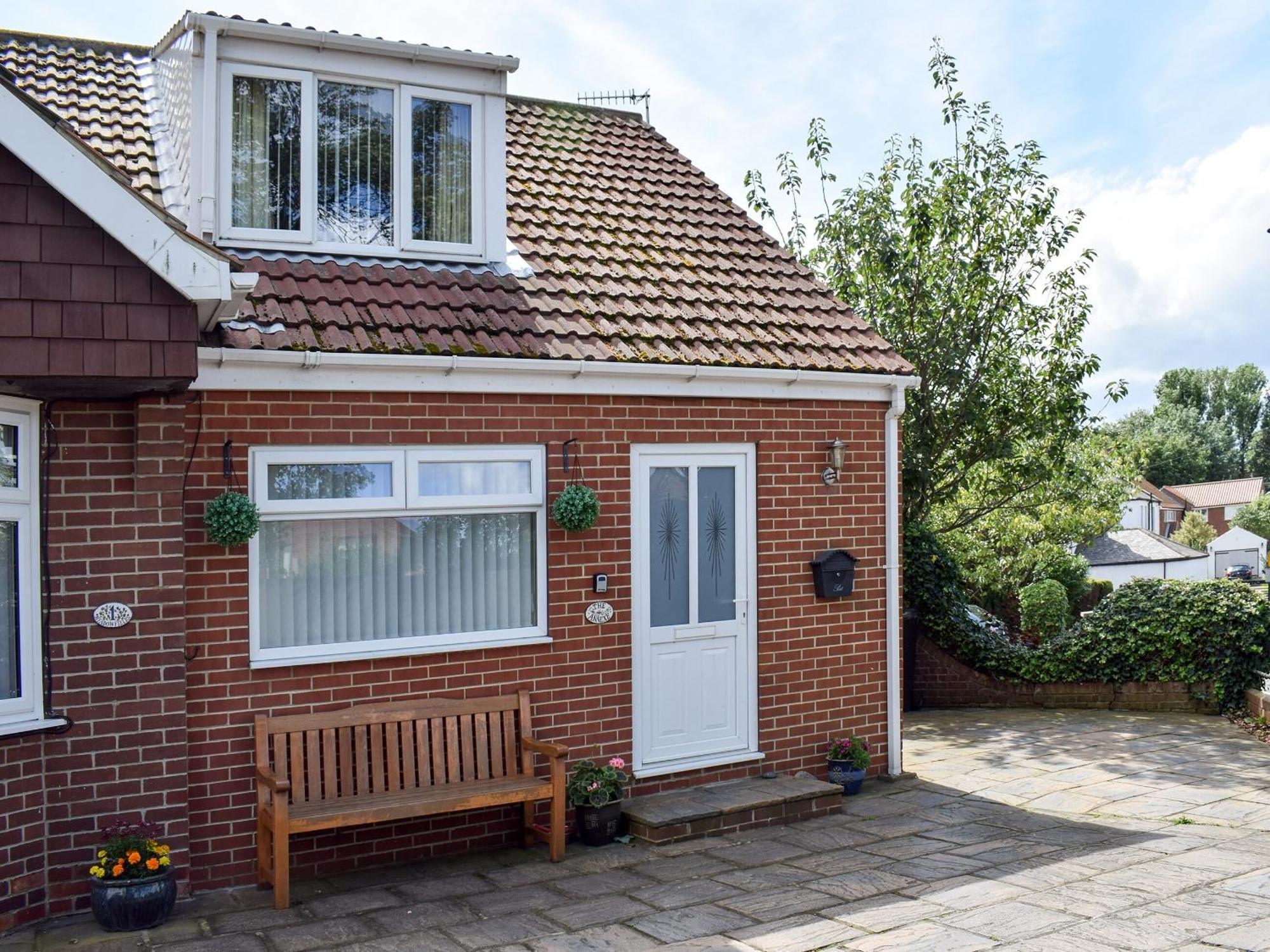 The Annexe Villa Whitby Exterior photo